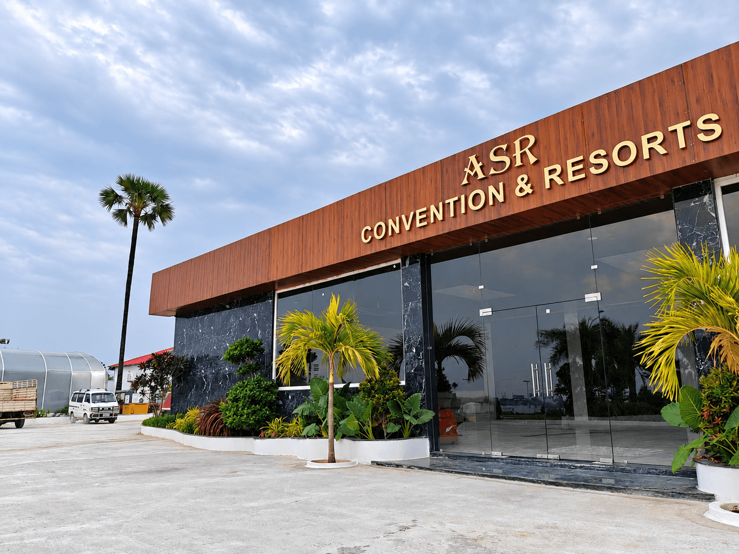 The grand function hall in celebration at ASR Convention